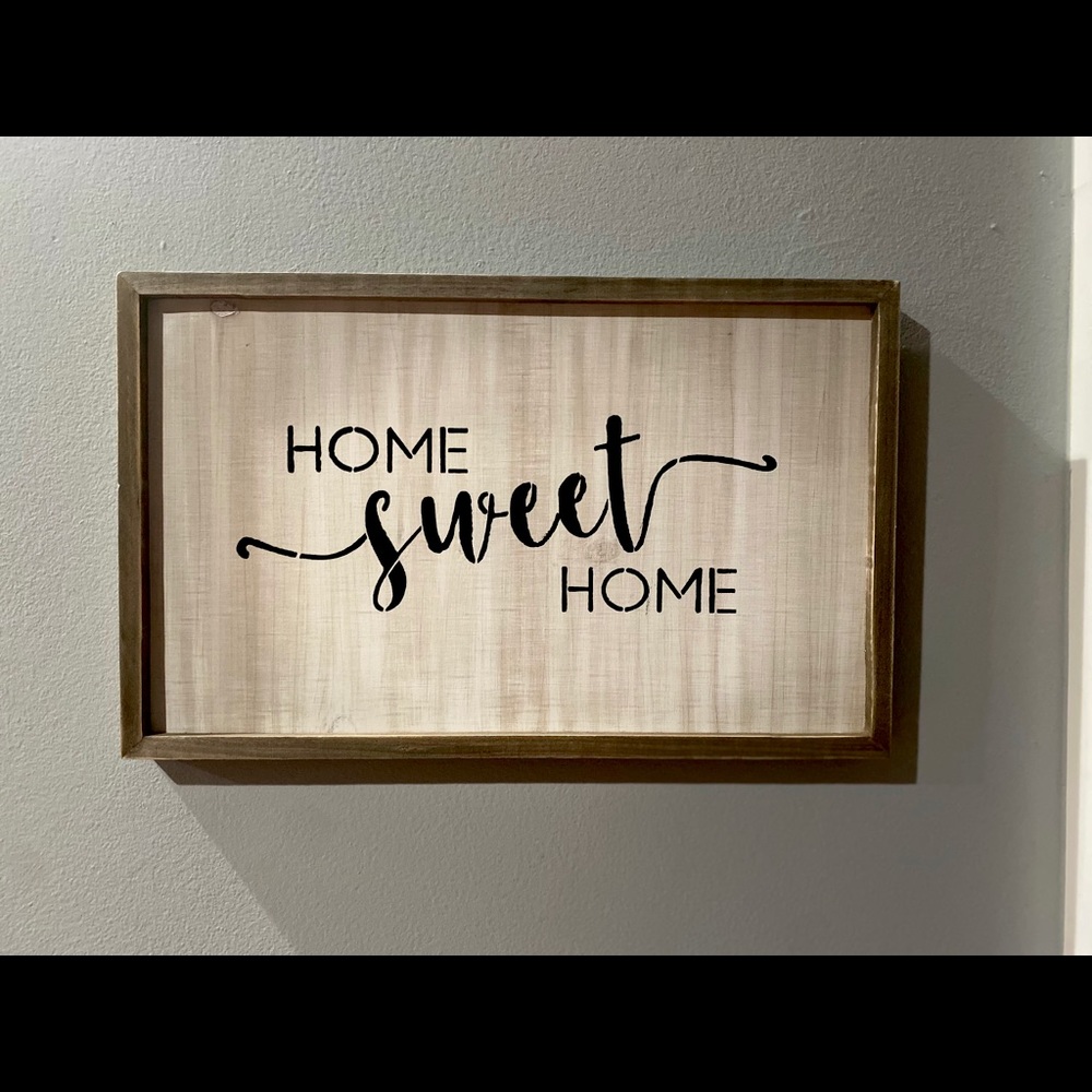 Handmade “Home sweet home” sign